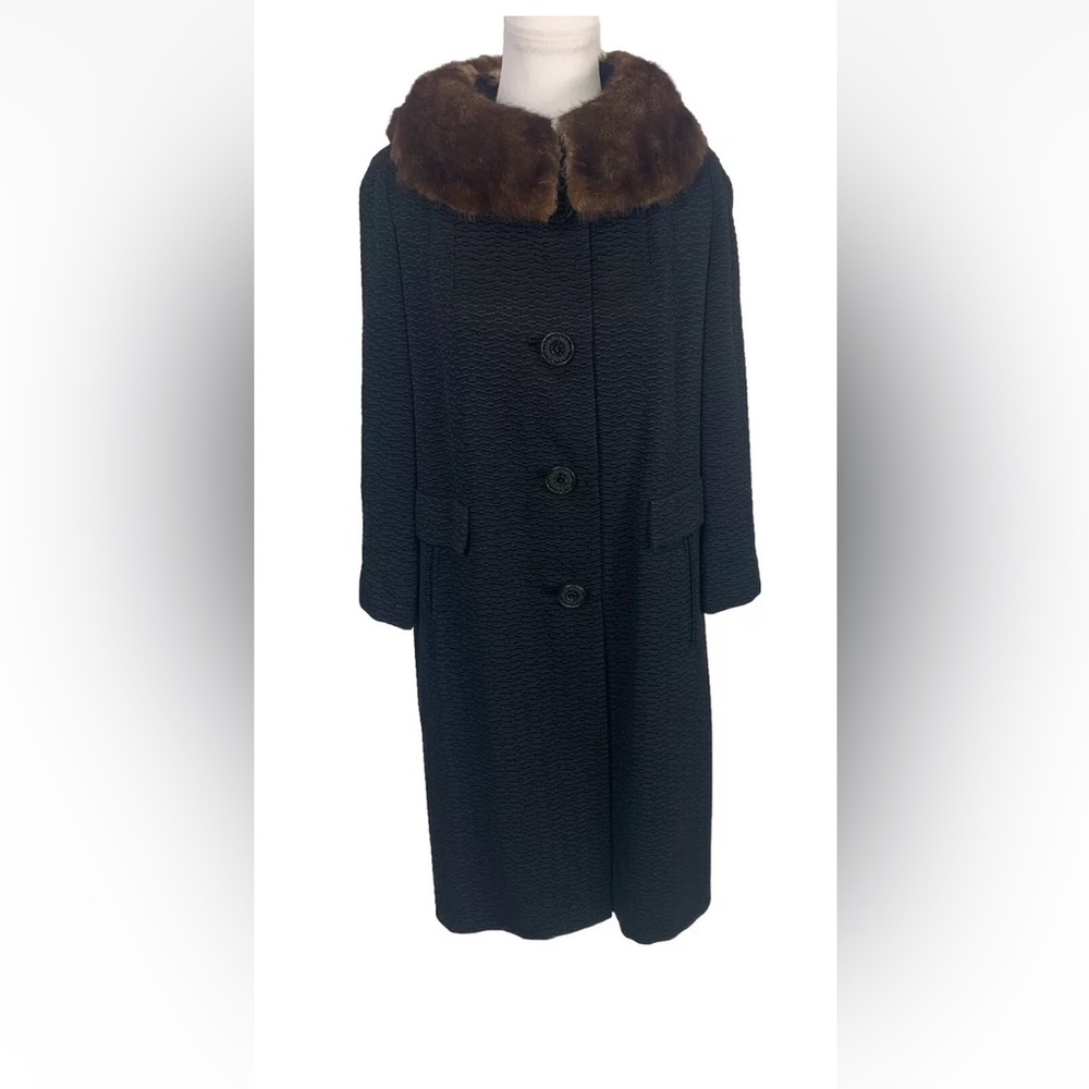 Vintage Textured Black Danbert Couture Union Made Coat Fur Collar